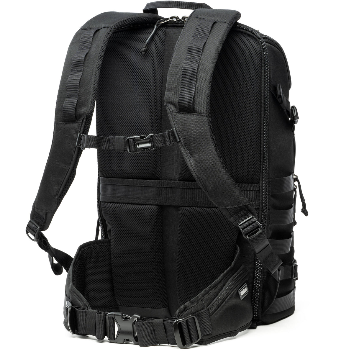 Mochila Think Tank Photo DarkLight (Negro, 25L) - puertos y conexiones