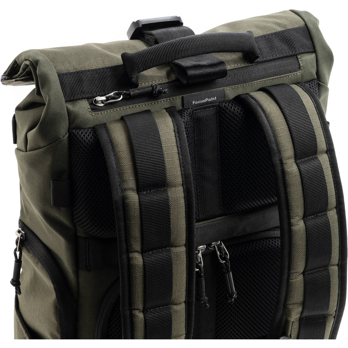 Mochila Think Tank Photo FocusPoint Rolltop (Greenway, 22 L) - puertos y conexiones