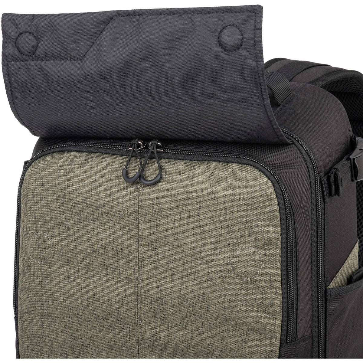 Mochila Think Tank Photo Mover (Coast Verde, 18L) - en uso