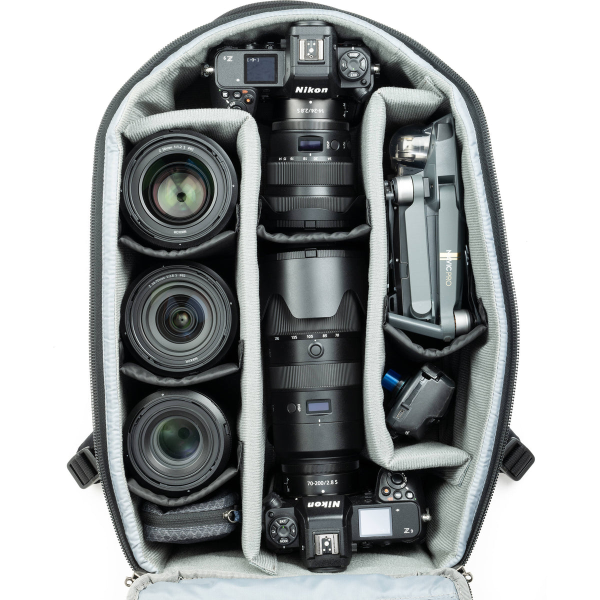 Mochila Think Tank Photo Walker Pro (30L) - puertos y conexiones