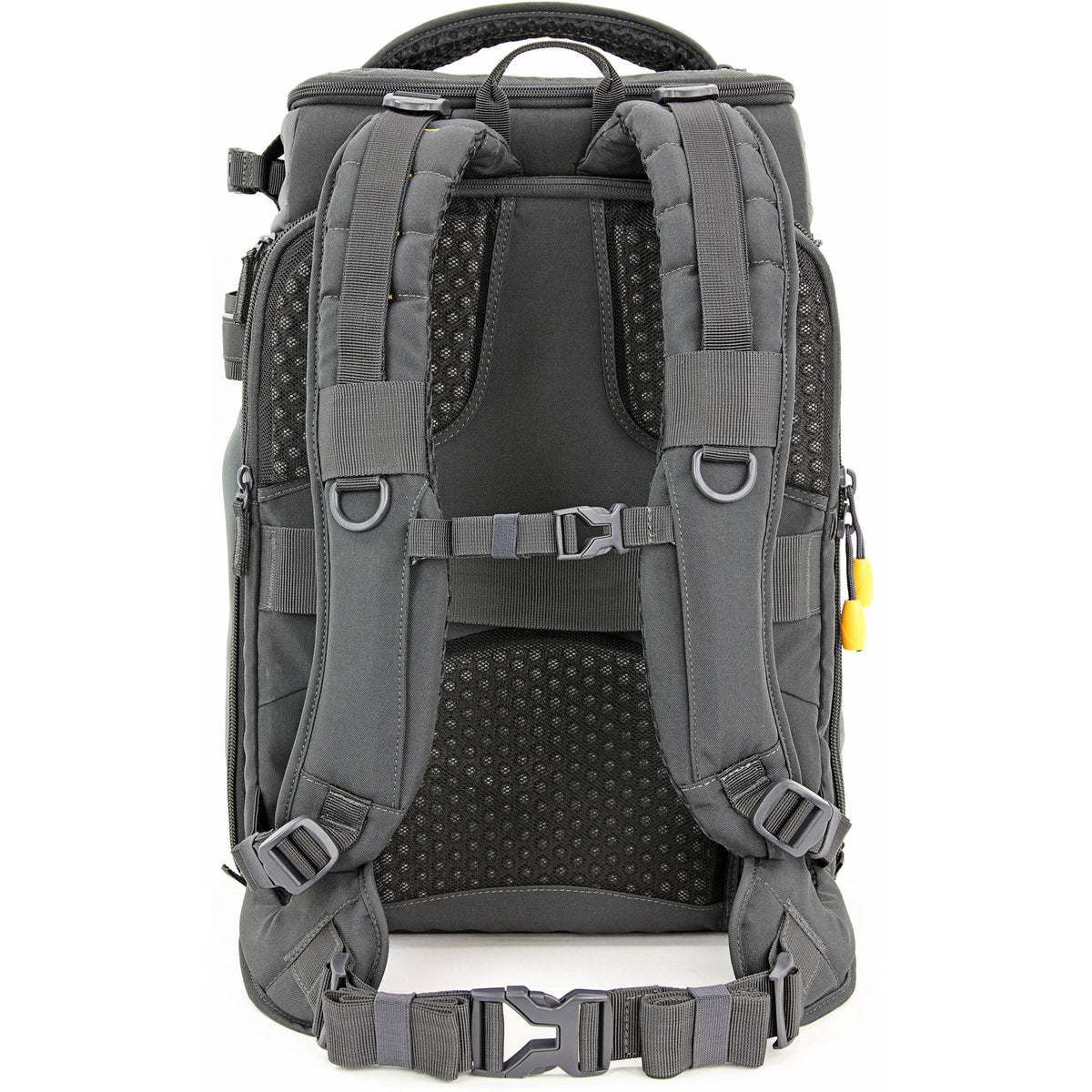 Mochila Vanguard Alta Sky 51D (Gris Oscuro, 32L) - puertos y conexiones