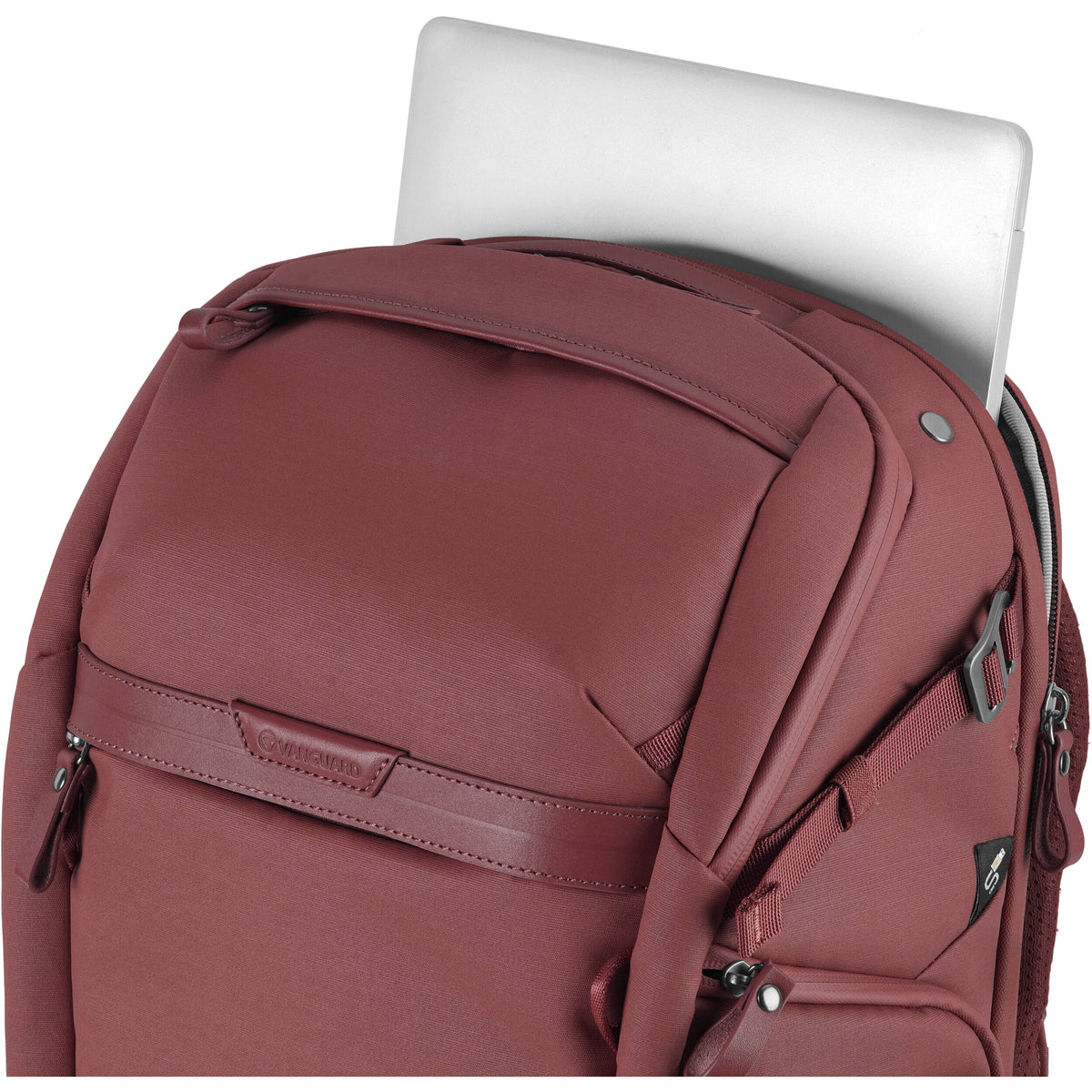 Mochila Vanguard VEO Metro (Magenta, 20L) - contenido de la caja