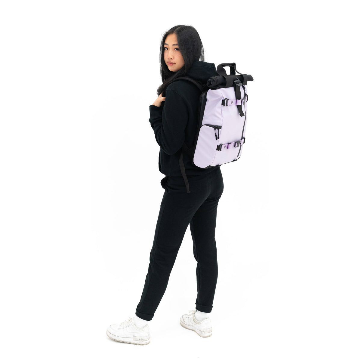 Mochila WANDRD PRVKE Lite V3 (Violeta Uyuni, 15L) - contenido de la caja