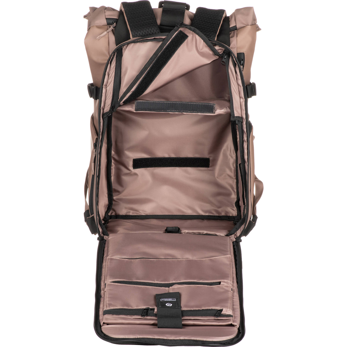 Mochila WANDRD PRVKE V4 (Atacama Clay, 31L) - vista frontal