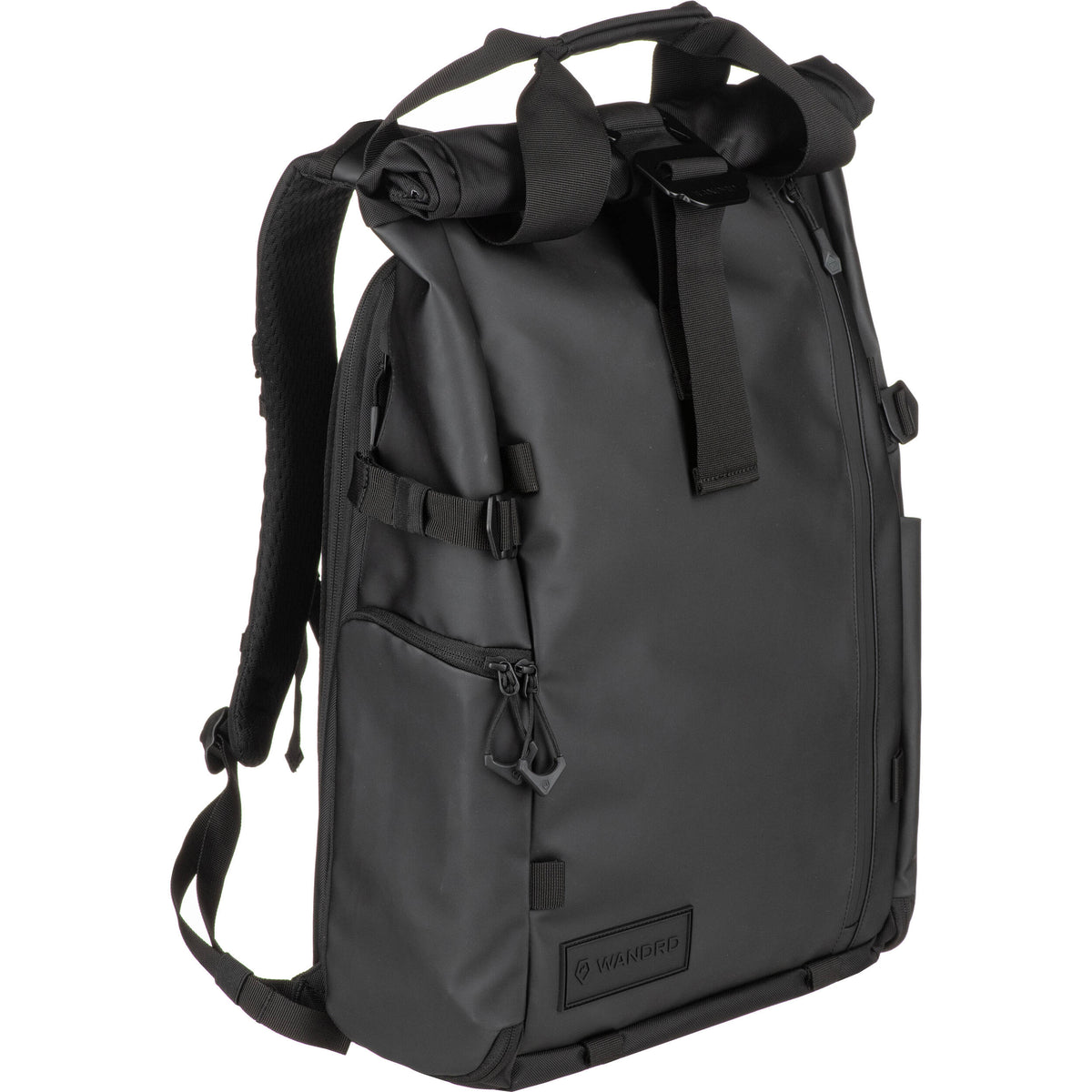 Mochila WANDRD PRVKE V4 Photo Bundle (Negro, 31L) - en uso