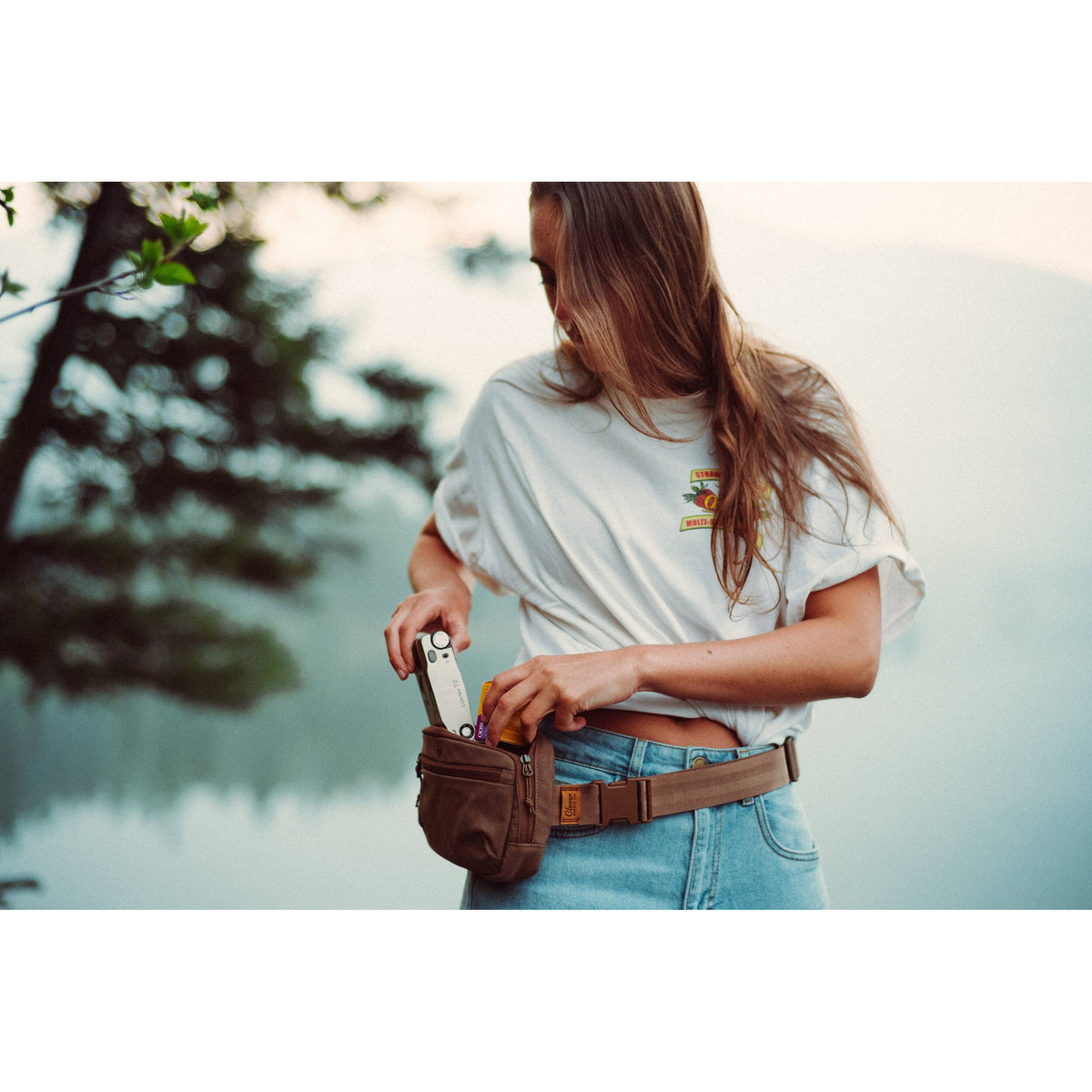 Riñonera Clever Supply Co. Sidekick Belt Bag (Beige) - contenido de la caja