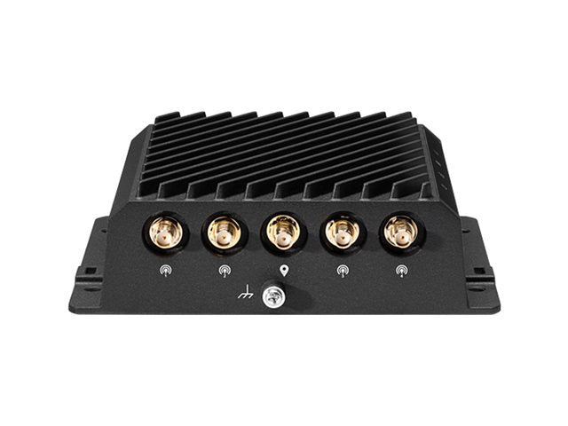 Router Cradlepoint R980 R980-5GD - vista 3