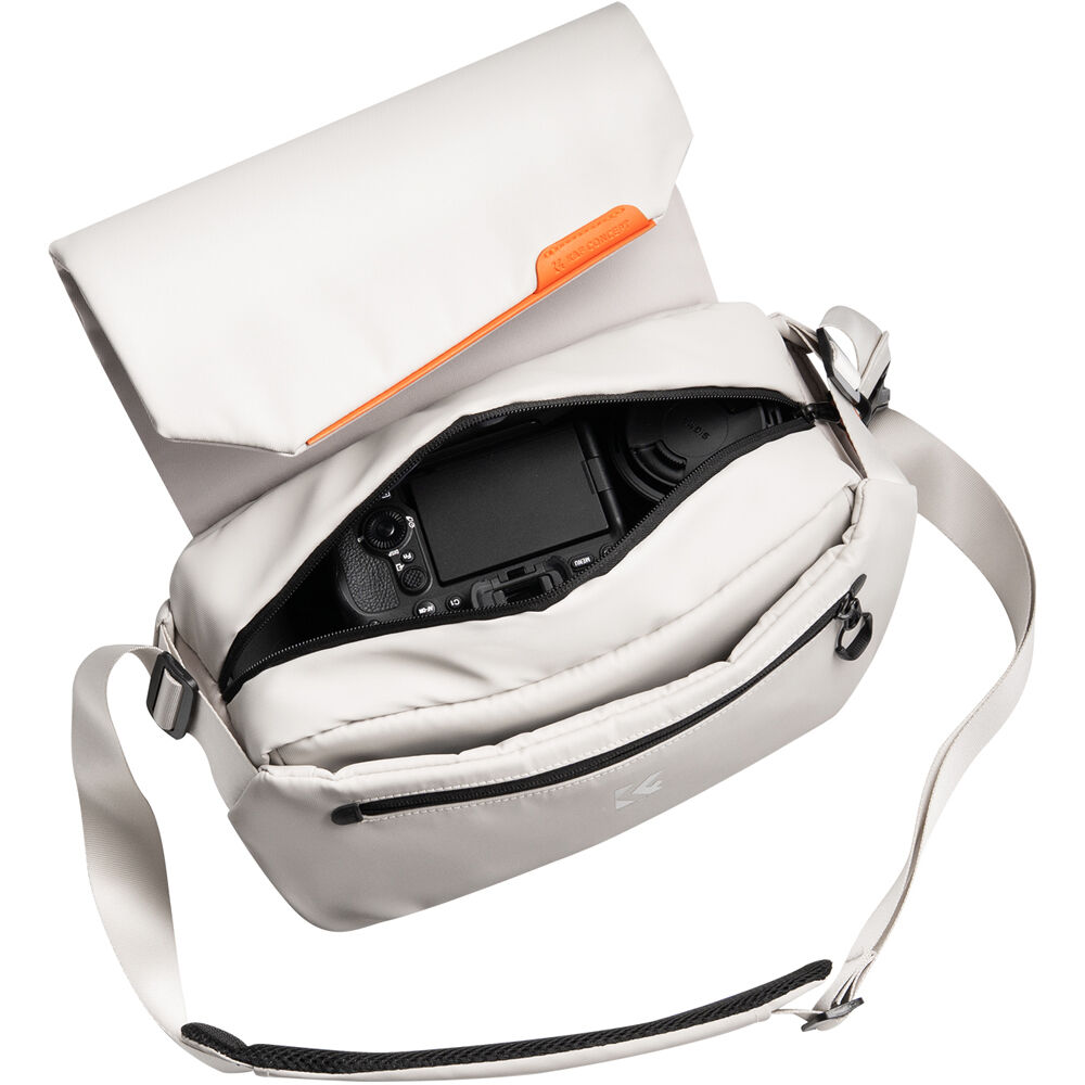 Sling K&F Concept Urban Wander 14 (Blanco, 10L) - vista frontal