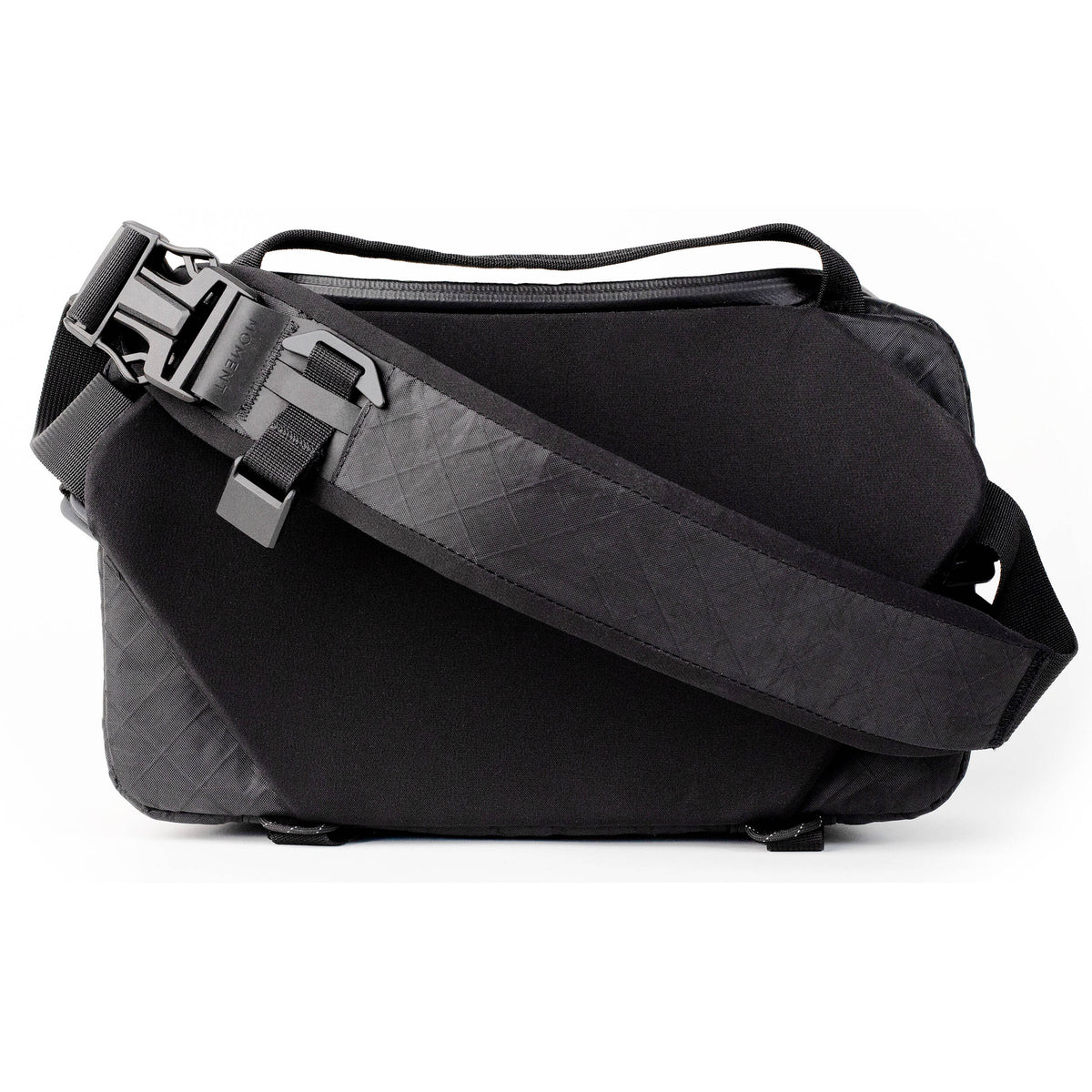 Sling Moment Rugged (Negro, 6L) - vista frontal