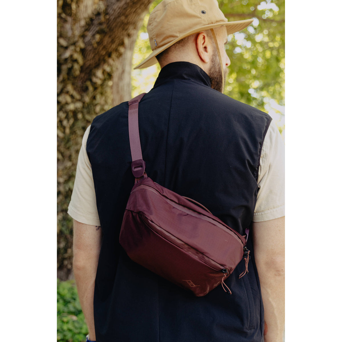 Sling Peak Design Outdoor (Eclipse, 4L) - contenido de la caja