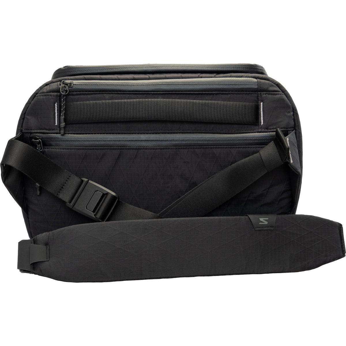 Sling Sakk Gear Xplorer (9L) - vista lateral