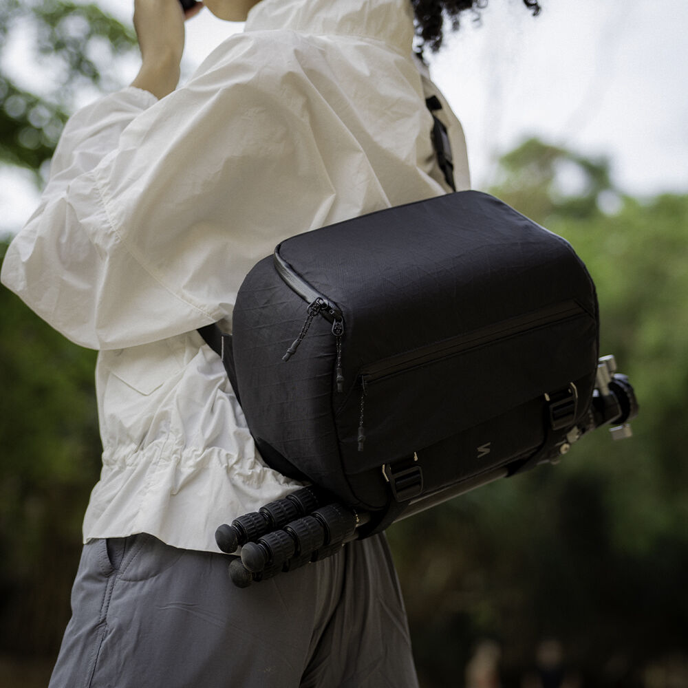 Sling Sakk Gear Xplorer (9L) - en uso