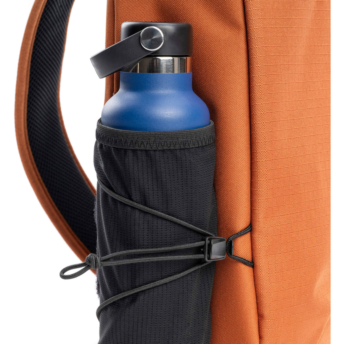 Sling Think Tank Photo TurnStyle (Urban Rust, 5L) - puertos y conexiones