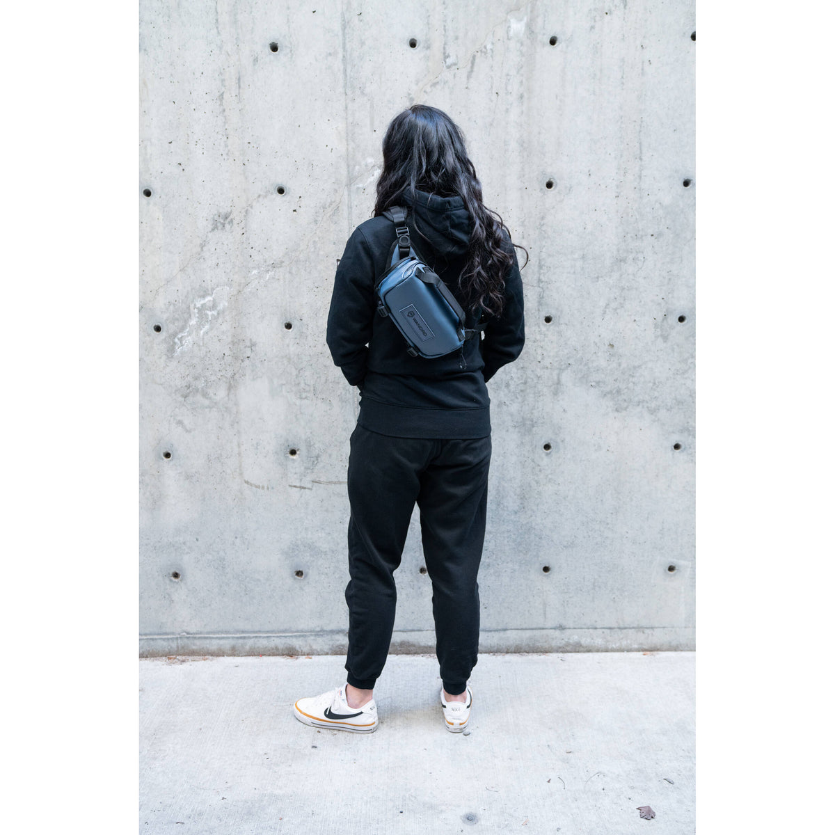 Sling WANDRD ROGUE V1 (Aegean Azul, 3L) - detalle