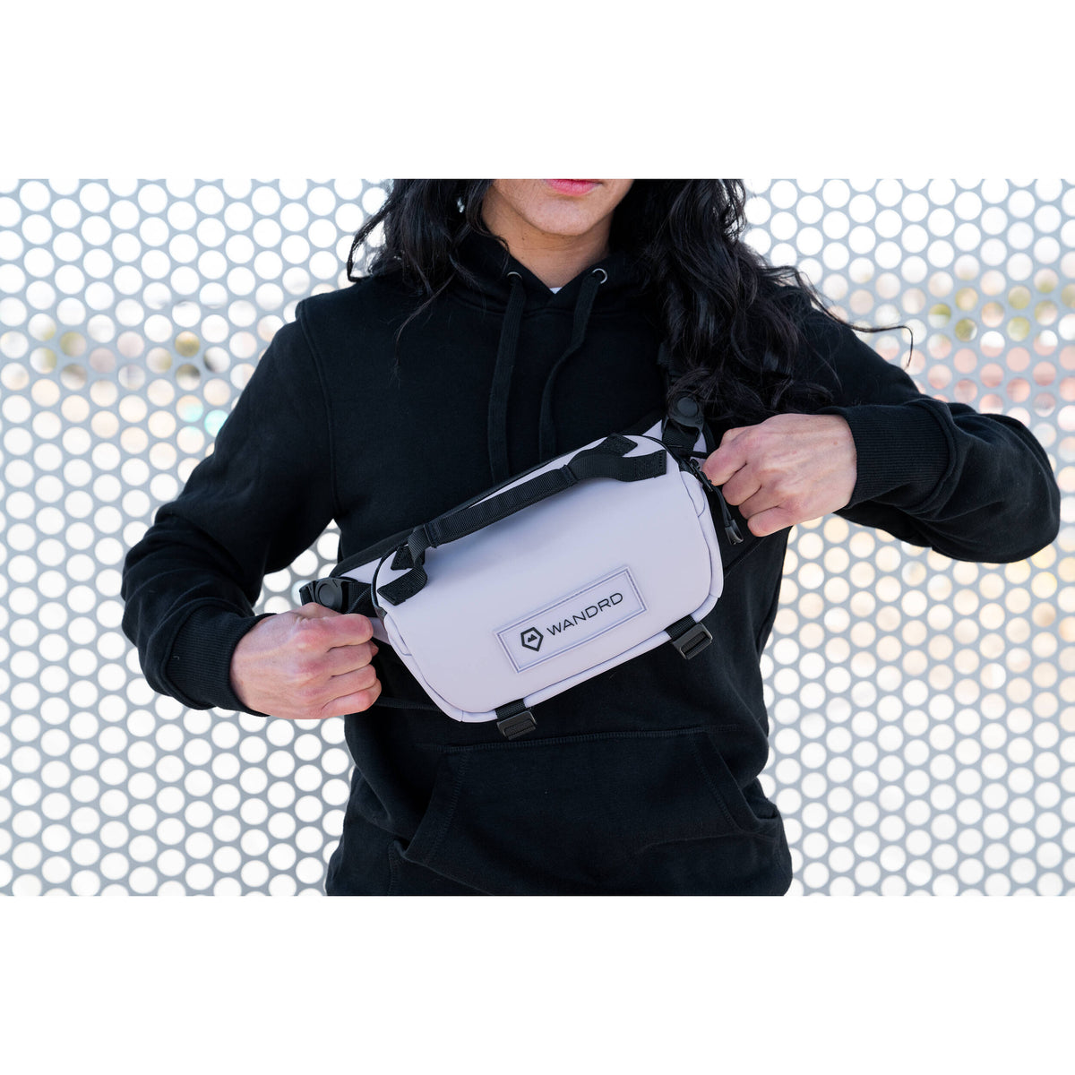 Sling WANDRD ROGUE V1 (Uyuni Purple, 3L) - detalle