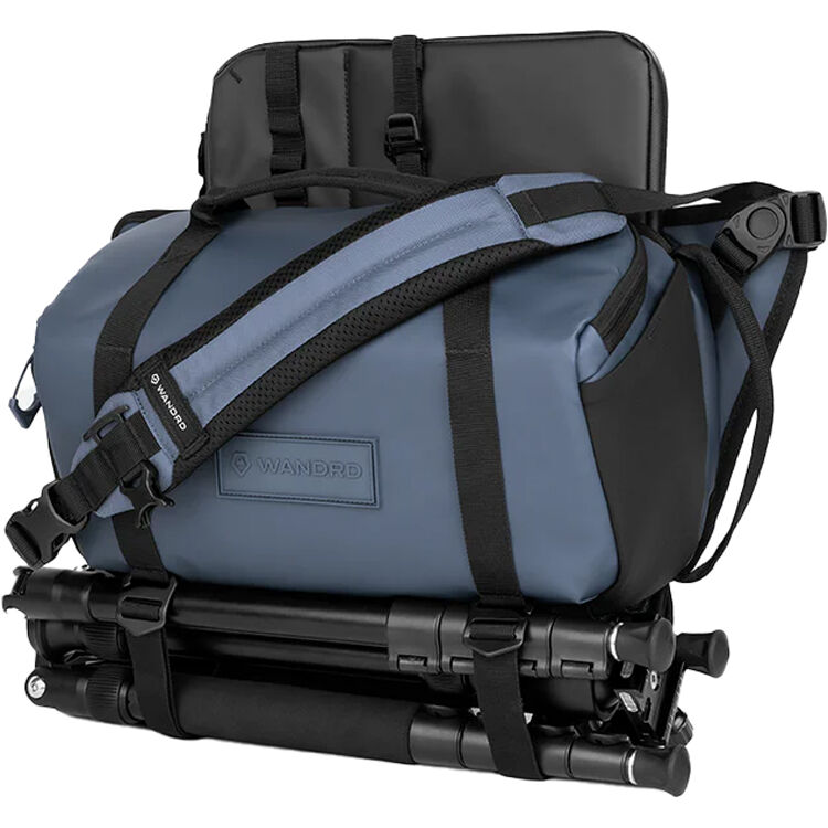 Sling WANDRD ROGUE V2 (Aegean Azul, 9L) - puertos y conexiones