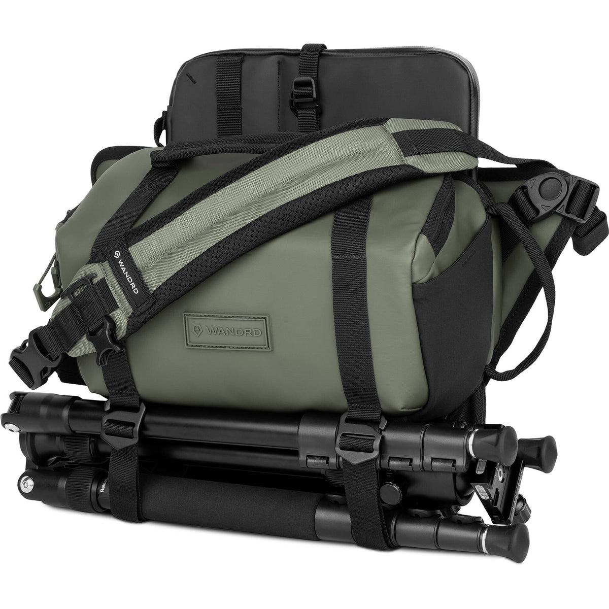 Sling WANDRD ROGUE V2 (Wasatch Verde, 6L) - puertos y conexiones