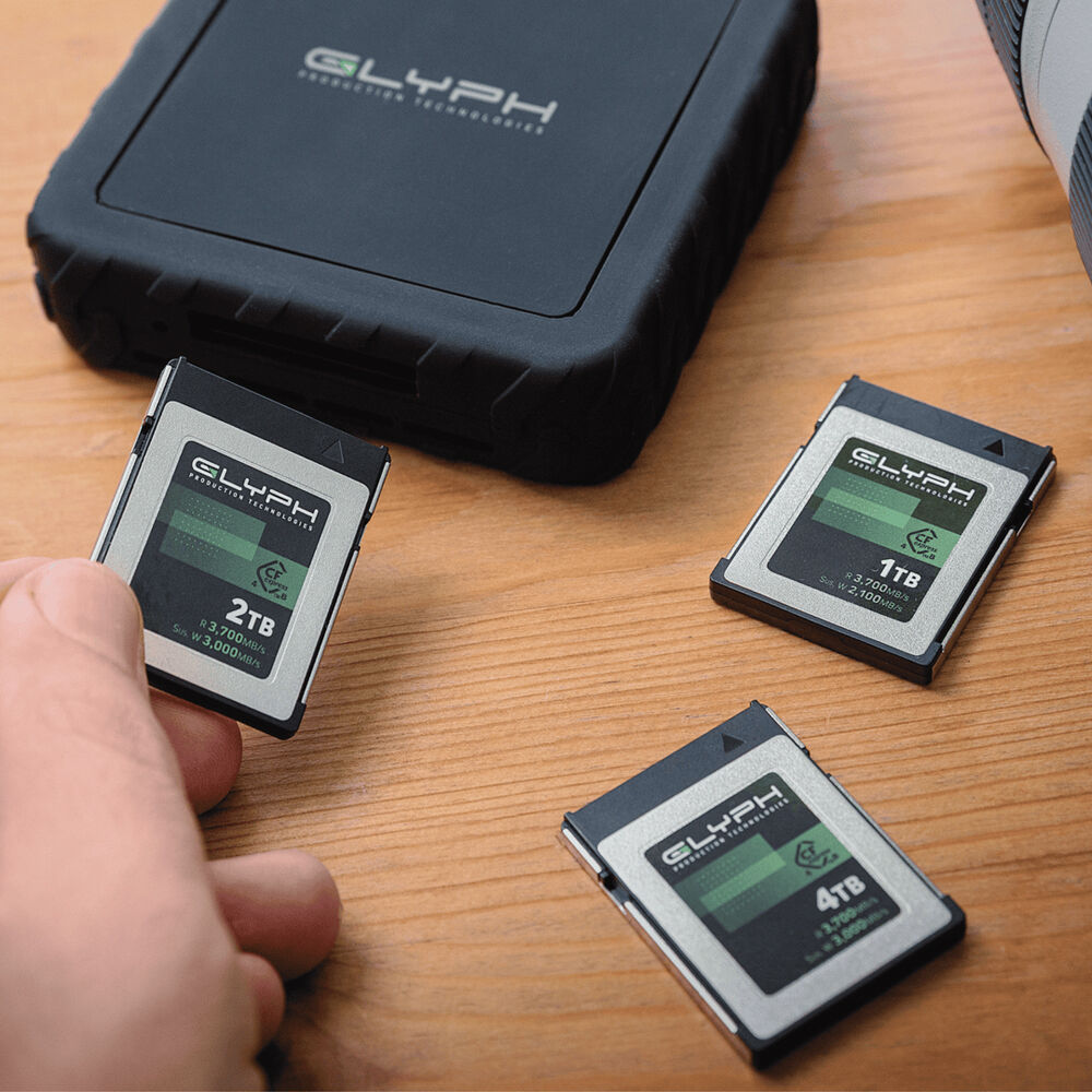 Tarjeta CFexpress Type B Glyph Technologies 4TB Capture+ CFexpress 4.0 Type B - vista lateral