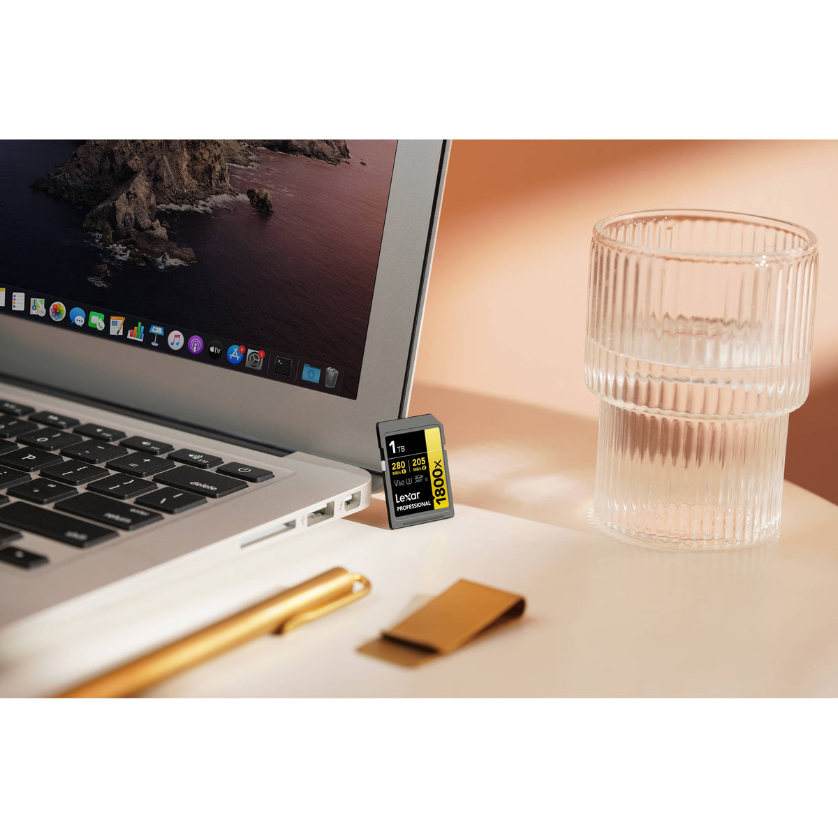 Tarjeta Lexar 1TB Professional 1800x UHS-II SDXC (GOLD Serie) - contenido de la caja