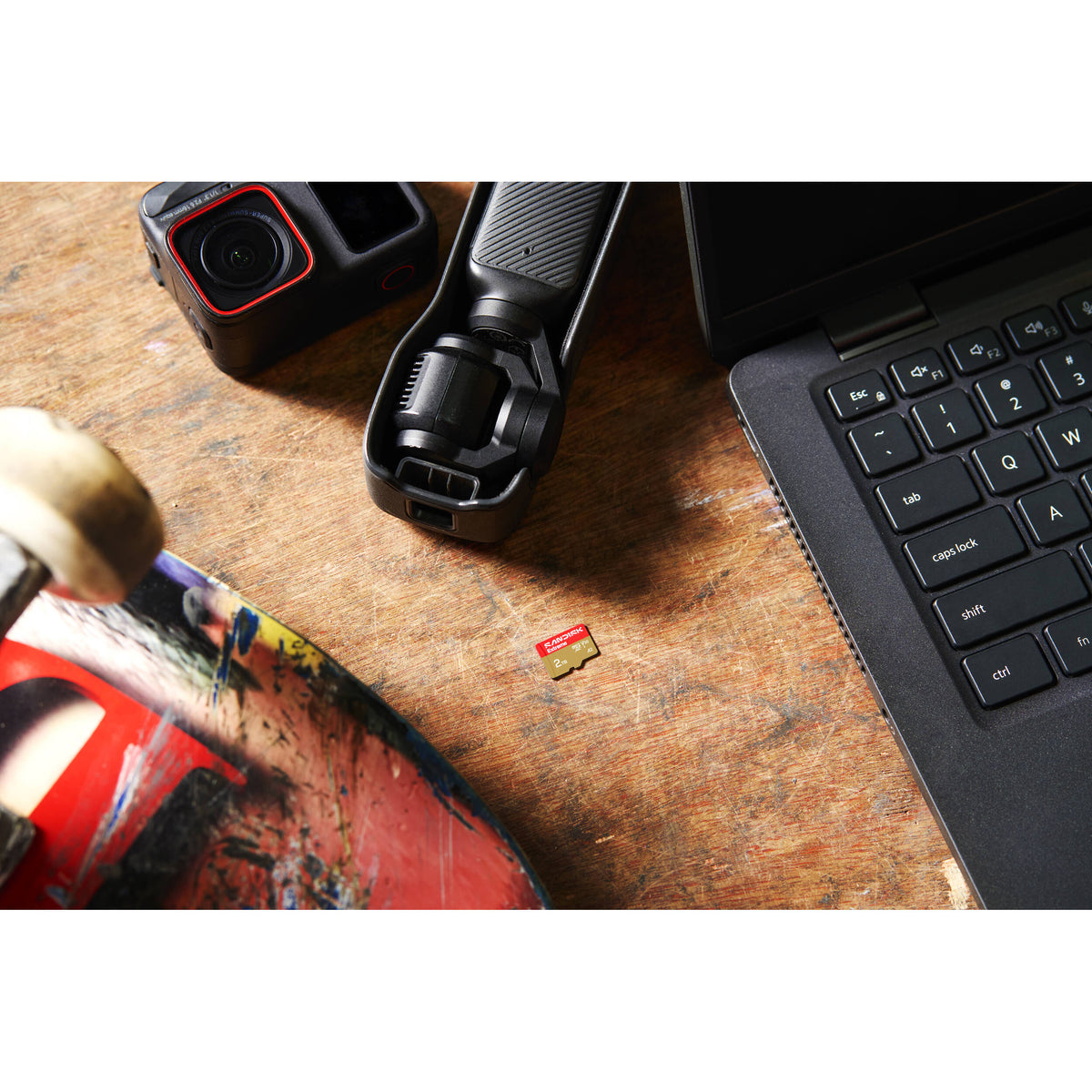 Tarjeta SanDisk 2TB Extreme UHS-I microSDXC (245 MB/s) - contenido de la caja