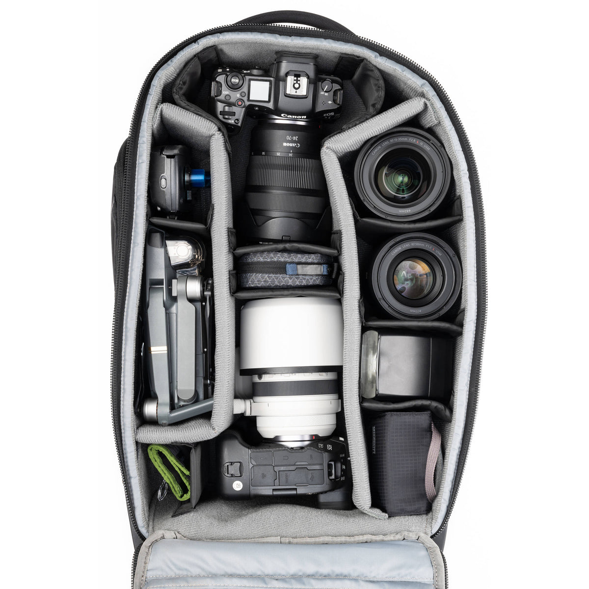 Valija con ruedas Think Tank Photo Walker Pro Rolling Backpack - puertos y conexiones