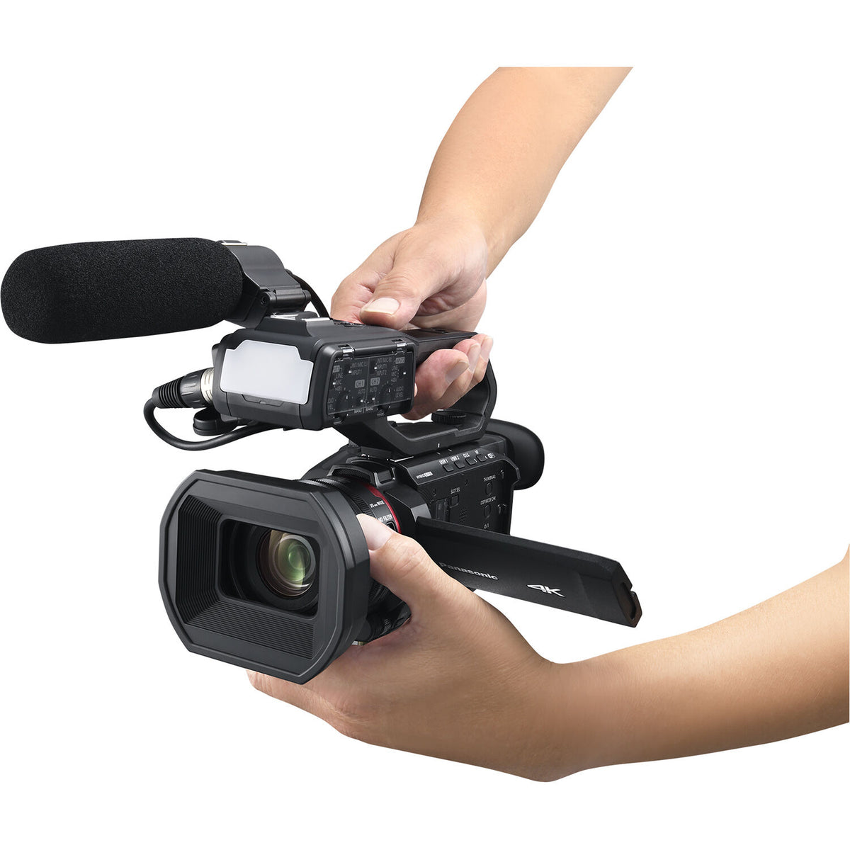 Videocámara Panasonic HC-X2100 UHD 4K 3G-SDI/HDMI Pro con 24x Zoom - detalle