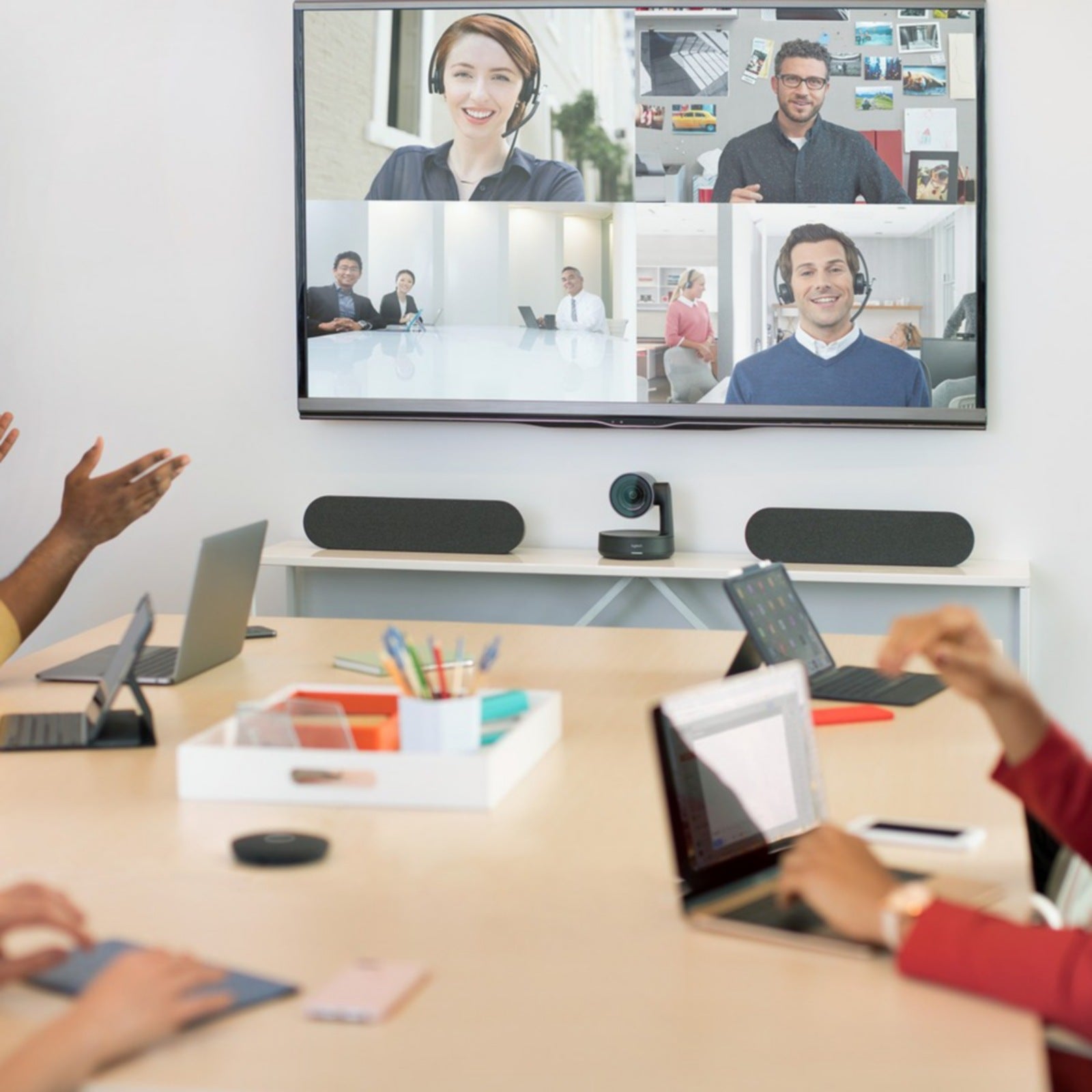 Videoconferencia Logitech Rally Ultra HD PTZ Camera for Meeting Rooms - vista 4